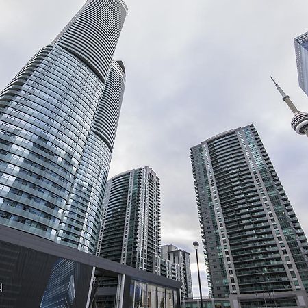 Royal Stays Condominiums - Upscale Downtown Suites Toronto Eksteriør bilde