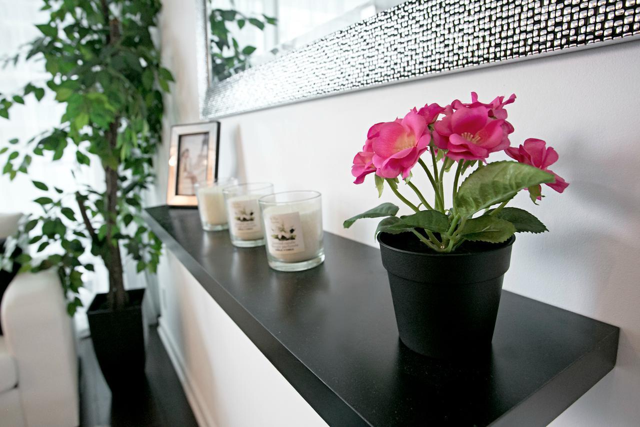 Royal Stays Condominiums - Upscale Downtown Suites Toronto Eksteriør bilde